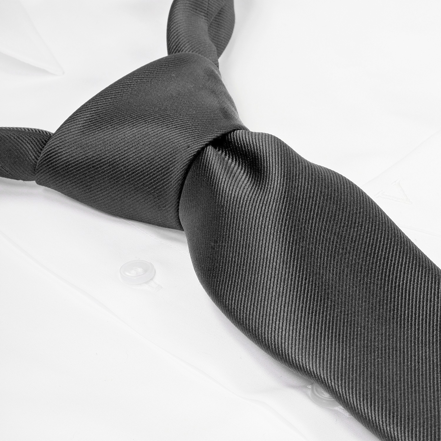 Graue Seiden-Krawatte in Überlänge von Ploenes